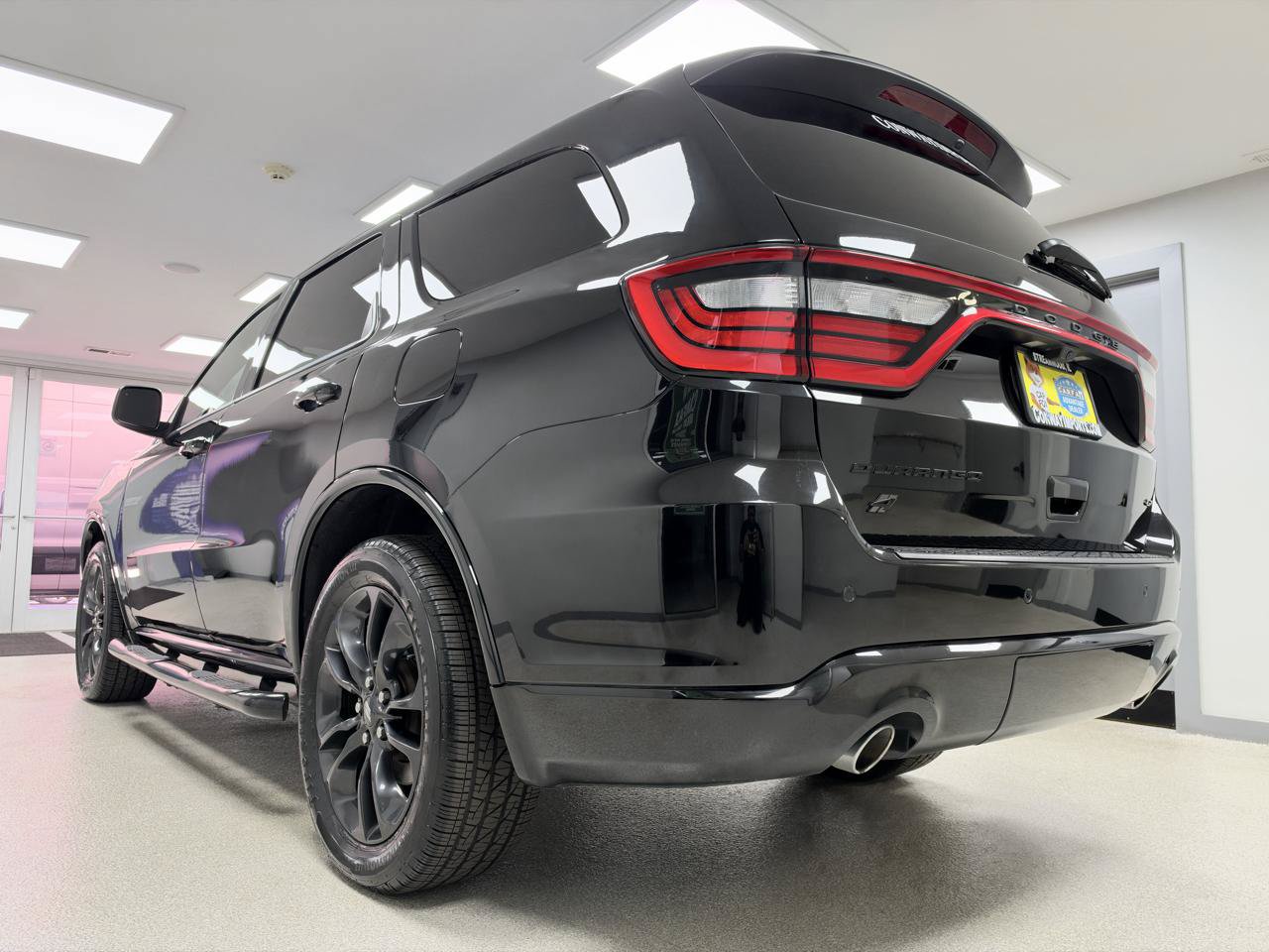 Used 2022 Dodge Durango GT w/ Blacktop Package AWD/4WD image 5