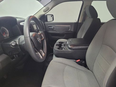 Used 2021 RAM 1500 Classic SLT RWD image 17
