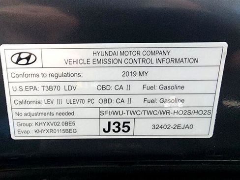 Used 2019 Hyundai Veloster 2.0 image 19