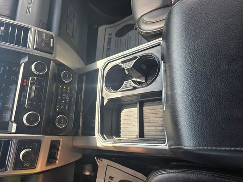 Used 2019 Ford F350 Lariat w/ Chrome Package AWD/4WD image 17