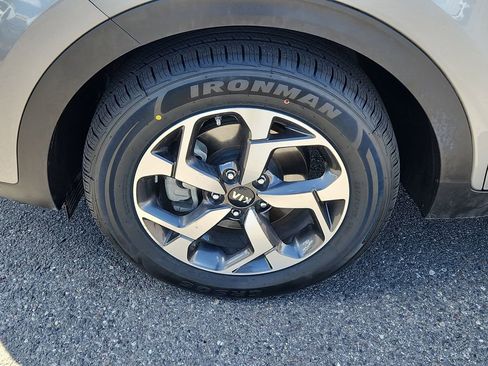 Used 2020 Kia Sportage LX FWD image 6