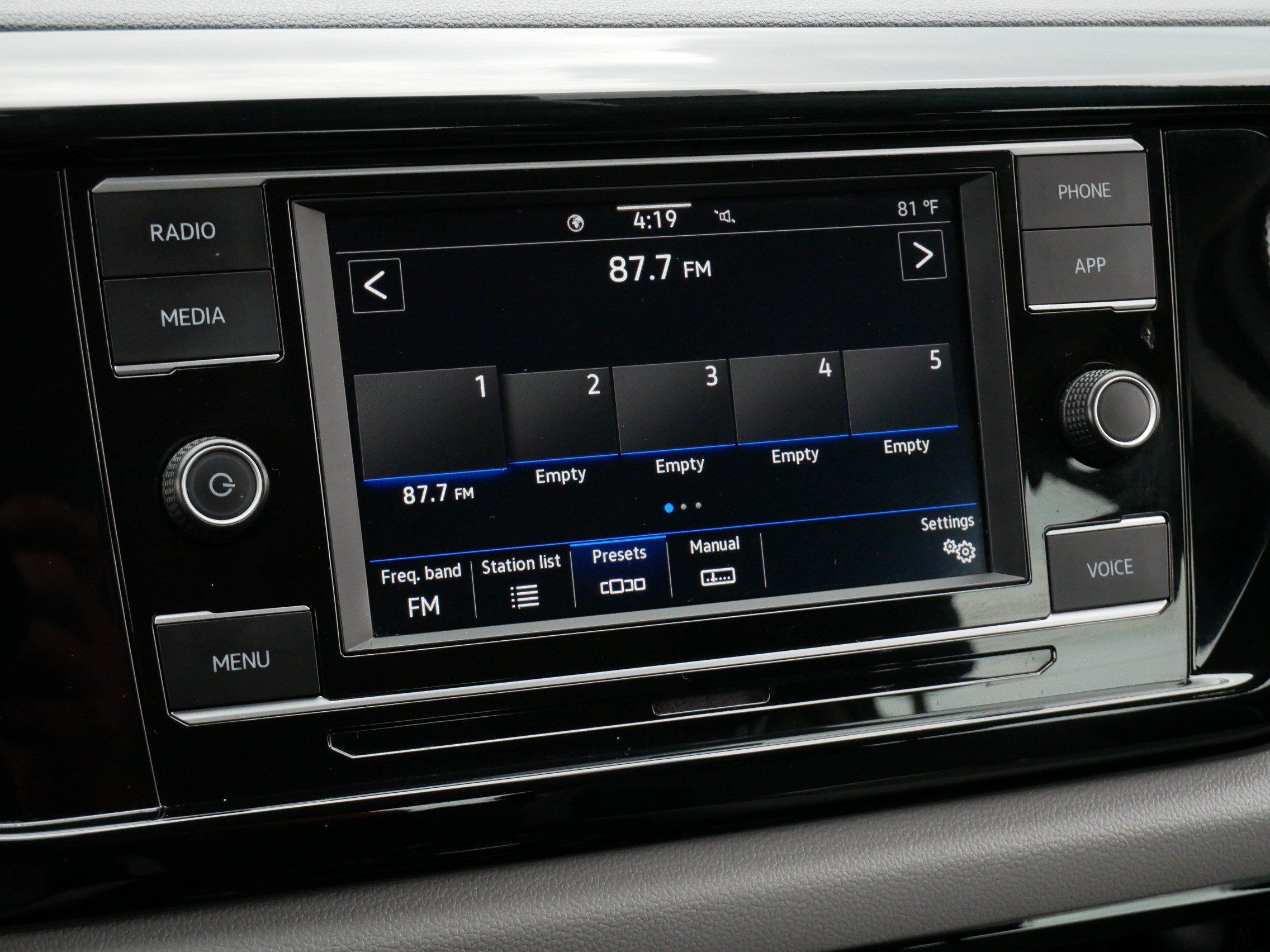 Certified 2023 Volkswagen Taos S w/ Driver Assistance Package FWD image 22