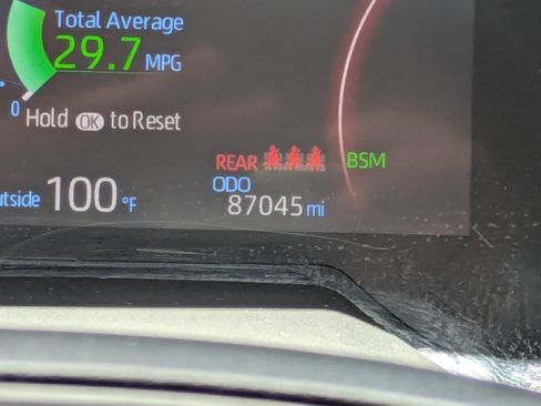 Used 2023 Toyota RAV4 XLE w/ Convenience Package FWD image 28