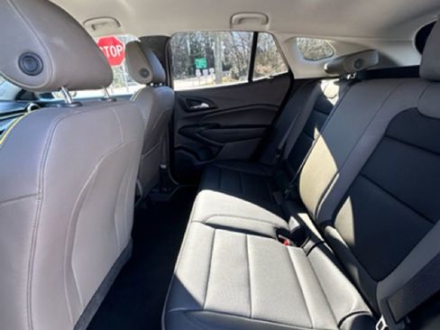 New 2025 Chevrolet Trax ACTIV image 16