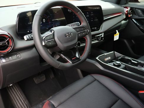 New 2026 Chevrolet Equinox RS w/ Convenience Package III FWD image 3
