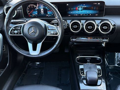 Used 2019 Mercedes-Benz A 220 image 29