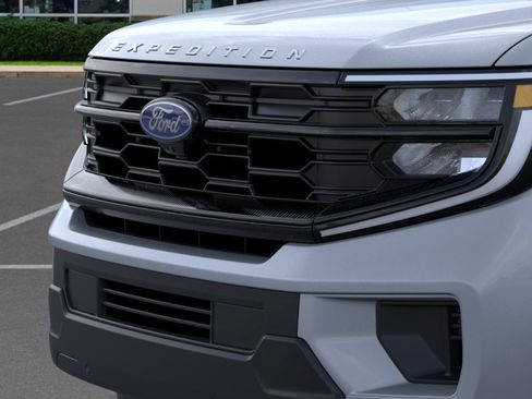 New 2026 Ford Expedition Max Active RWD image 17