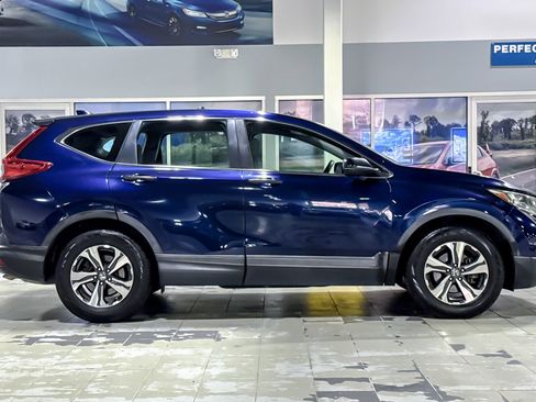 Used 2019 Honda CR-V LX image 7