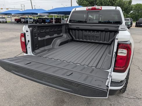 New 2026 GMC Canyon AT4X AWD/4WD image 30