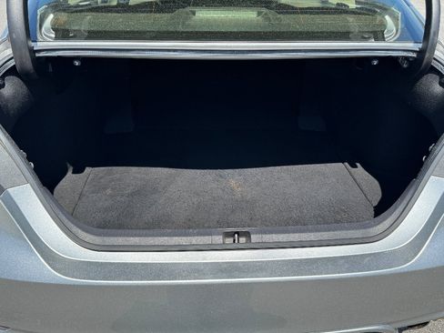 Used 2018 Toyota Camry SE FWD image 15