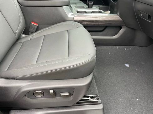 New 2026 Chevrolet Silverado 1500 LTZ w/ LTZ Premium Package image 13
