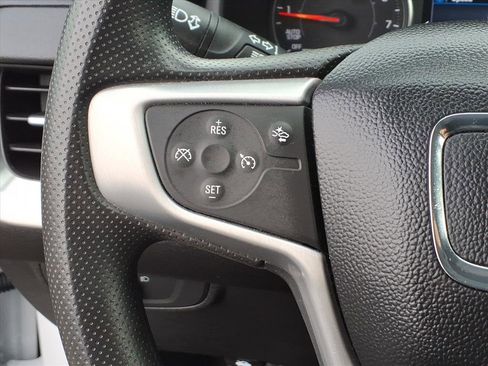 Used 2022 GMC Terrain SLE w/ Driver Convenience Package image 19