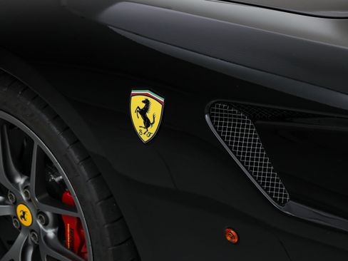 Used 2011 Ferrari 599 GTO RWD image 19