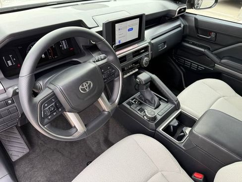 Used 2025 Toyota 4Runner SR5 image 10