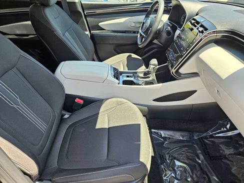 Certified 2024 Hyundai Tucson SEL FWD image 13