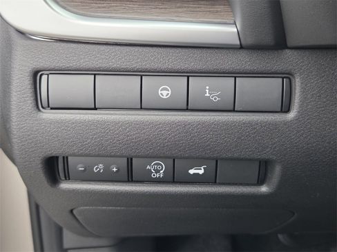 New 2026 Nissan Rogue Platinum image 23