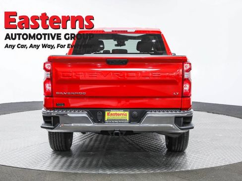 Used 2023 Chevrolet Silverado 1500 LT AWD/4WD image 6