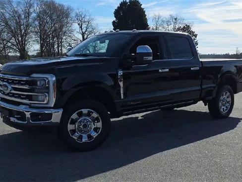 Used 2024 Ford F250 Lariat w/ Lariat Ultimate Package image 4