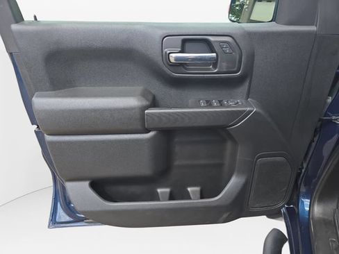 Used 2021 Chevrolet Silverado 1500 Custom w/ Safety Confidence Package AWD/4WD image 15