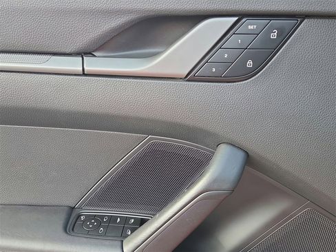 Used 2024 Porsche 911 Carrera S image 8