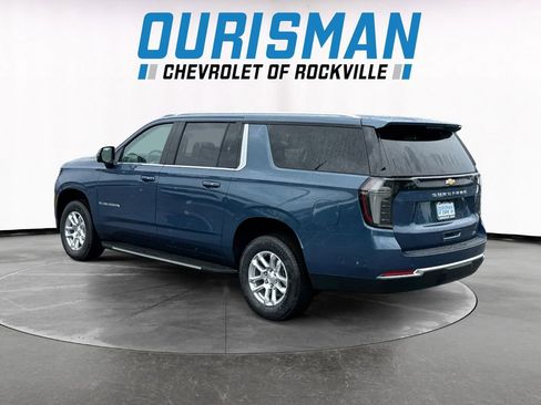 New 2026 Chevrolet Suburban LT w/ Comfort Package AWD/4WD image 4