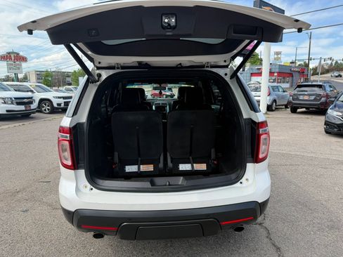 Used 2015 Ford Explorer XLT w/ Equipment Group 202A AWD/4WD image 30