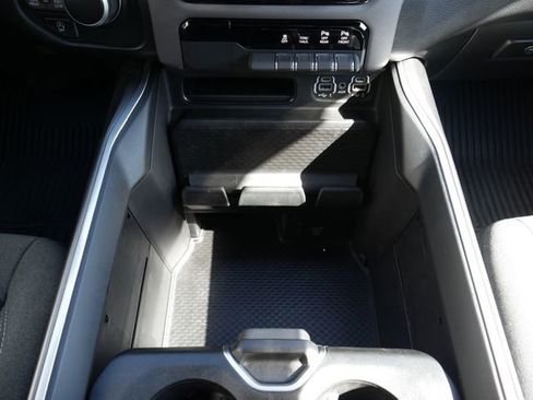 Used 2023 RAM 1500 Big Horn AWD/4WD image 25