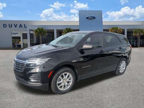 Used 2023 Chevrolet Equinox LS w/ LS Convenience Package FWD image 8