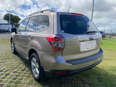 Used 2015 Subaru Forester 2.5i Premium w/ All-Weather Package AWD/4WD image 23