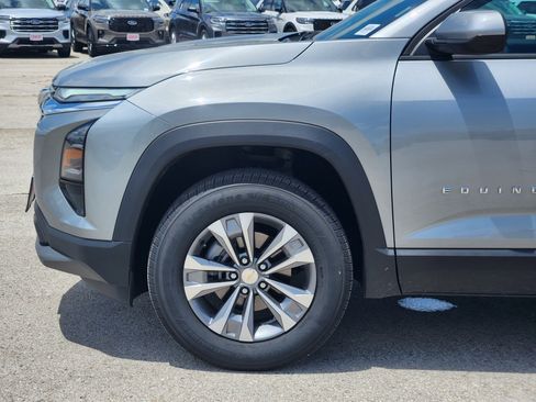 Used 2026 Chevrolet Equinox LT FWD image 9