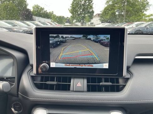 Certified 2023 Toyota RAV4 XLE w/ Convenience Package AWD/4WD image 18