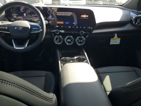 New 2026 Chevrolet Blazer EV LT image 7