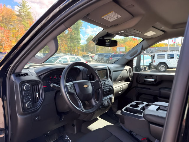 Used 2025 Chevrolet Silverado 2500 Custom w/ Custom Value Package AWD/4WD image 16