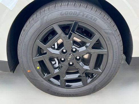 New 2026 Kia Carnival SX w/ SX Dark Edition Package FWD image 34