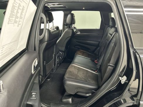 Used 2020 Jeep Grand Cherokee Altitude AWD/4WD image 21