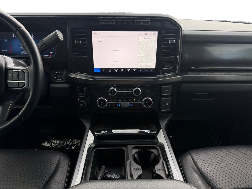 Used 2023 Ford F350 Lariat w/ Chrome Package AWD/4WD image 13