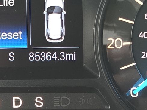 Used 2017 Ford Explorer FWD image 21