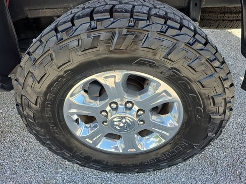 Used 2024 RAM 2500 Big Horn w/ Sport Appearance Package AWD/4WD image 27