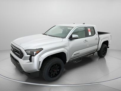 New 2025 Toyota Tacoma SR5