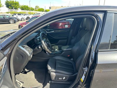 Used 2020 BMW X4 M40i w/ Driving Assistance Package image 2