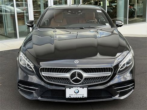 Used 2019 Mercedes-Benz S 560 4MATIC Coupe w/ AMG Line Exterior image 2