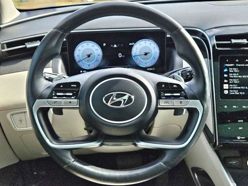 Used 2022 Hyundai Tucson Limited image 17