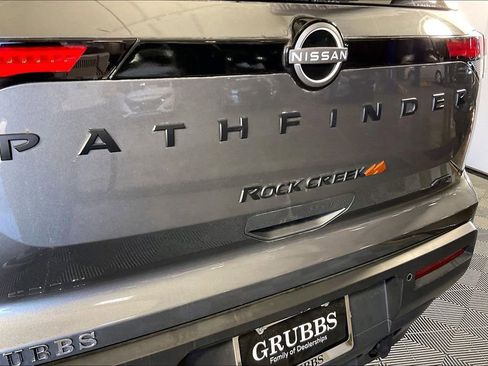 Used 2025 Nissan Pathfinder Rock Creek image 42