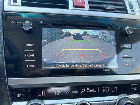 Used 2016 Subaru Legacy 2.5i Premium AWD/4WD image 21