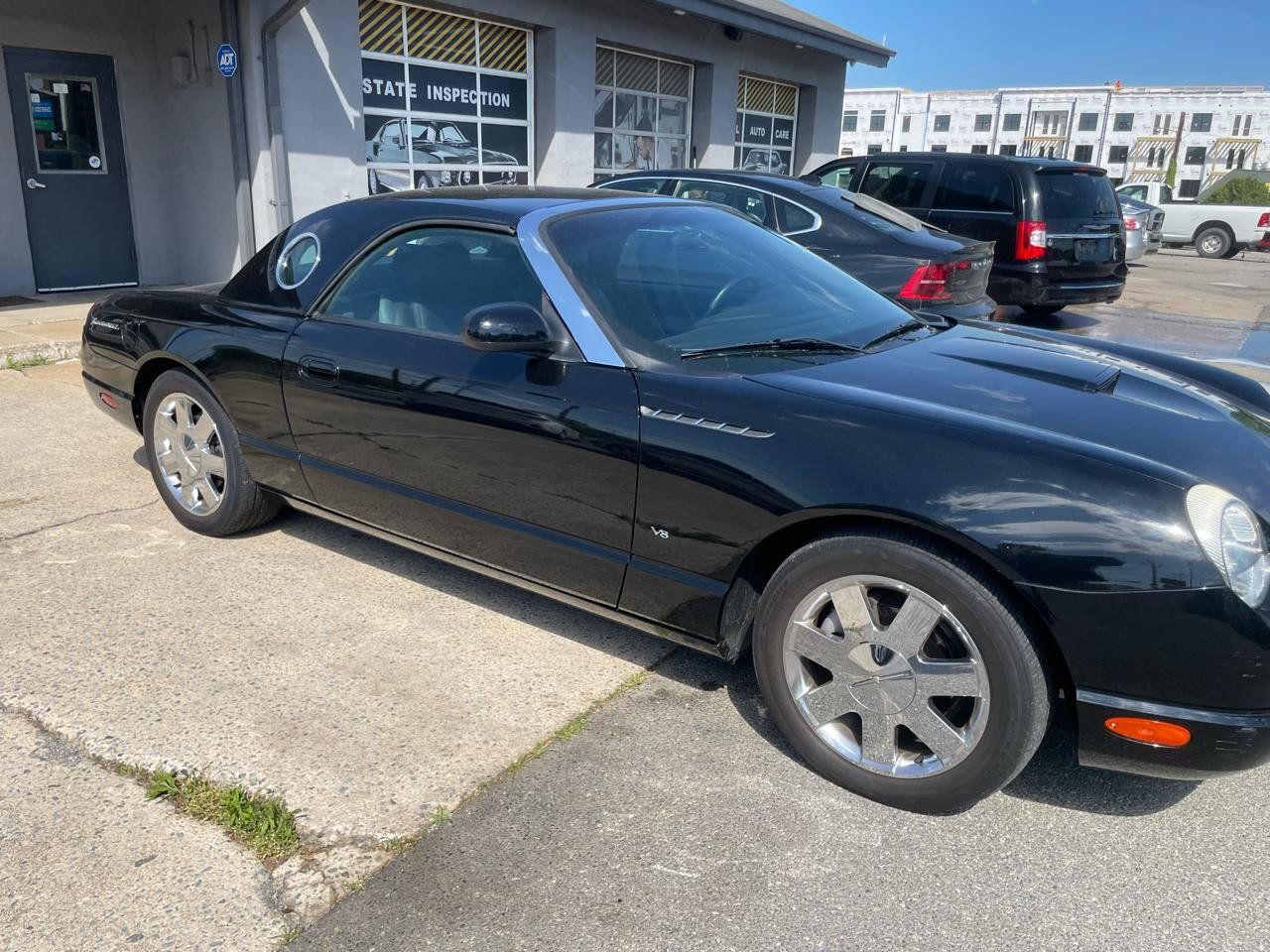 Used 2003 Ford Thunderbird RWD image 28