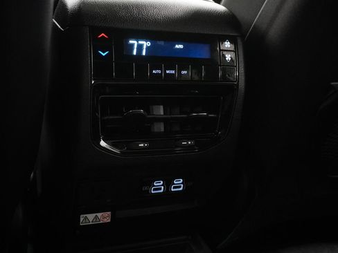 New 2025 Jeep Grand Cherokee L Laredo w/ Luxury Tech Group I image 13