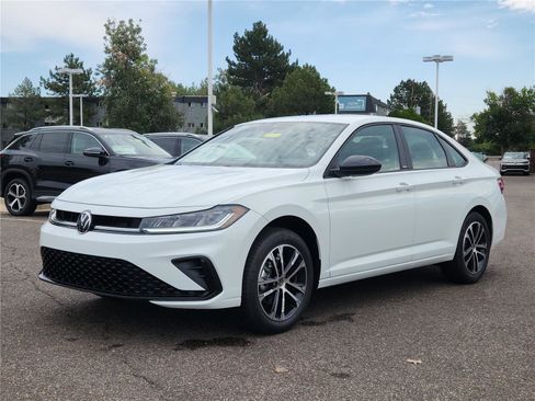 New 2025 Volkswagen Jetta Sport image 6