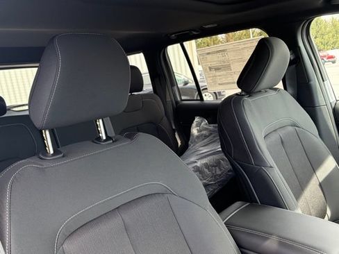 New 2026 Jeep Grand Cherokee Laredo X AWD/4WD image 28