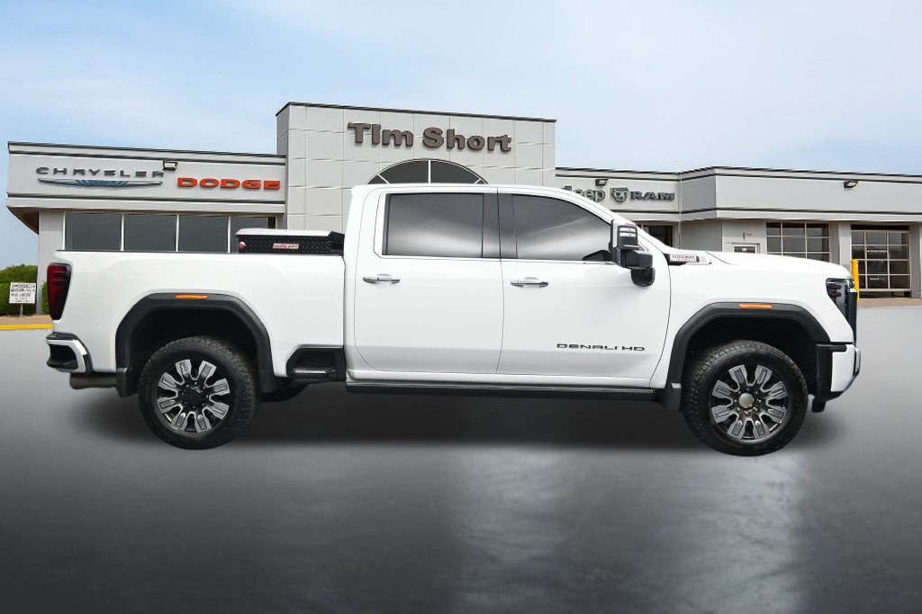 Used 2025 GMC Sierra 2500 Denali w/ Denali Reserve Package AWD/4WD image 6