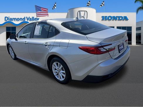 Used 2025 Toyota Camry LE FWD image 4